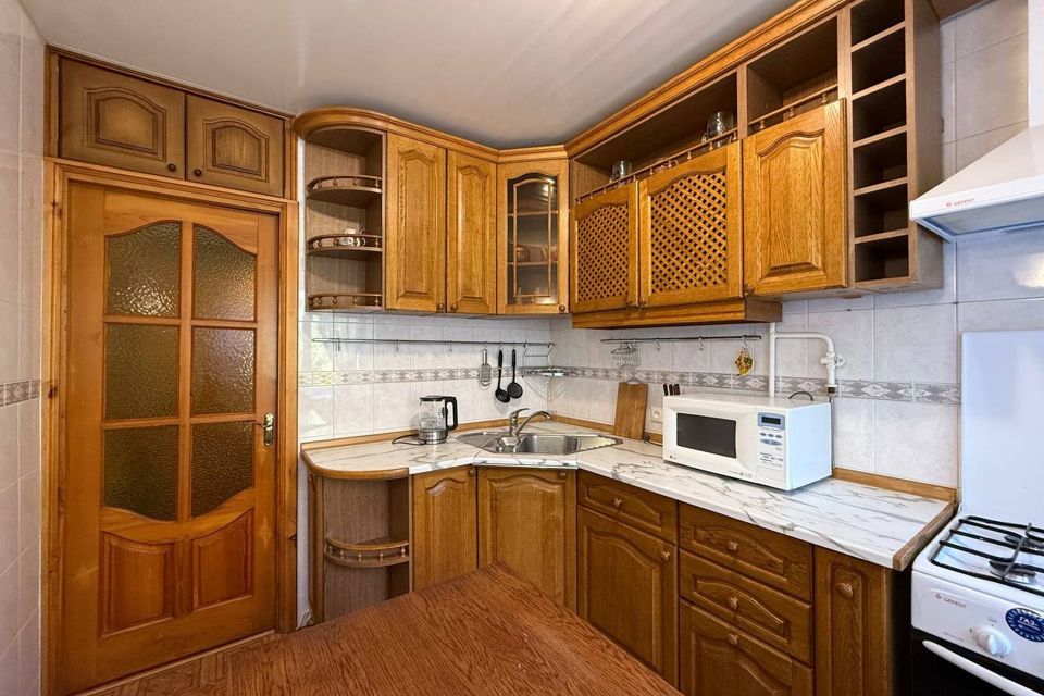 Сдаётся 2-комнатная квартира, 52.5 м²