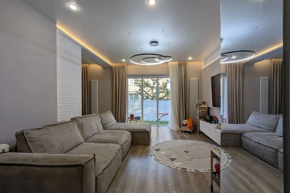 Продаётся 3-комнатная квартира, 55.1 м²