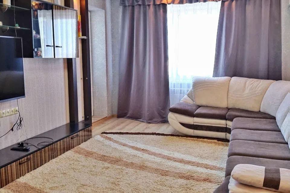 Продаётся 3-комнатная квартира, 73 м²