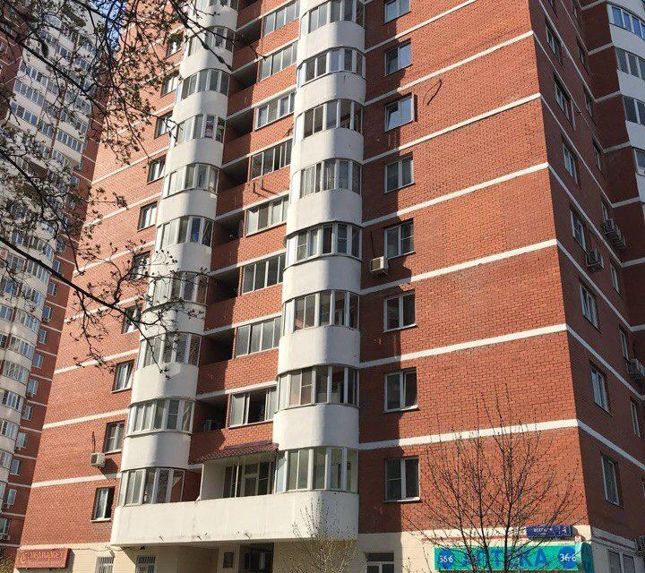 Продаётся 1-комнатная квартира, 50 м²