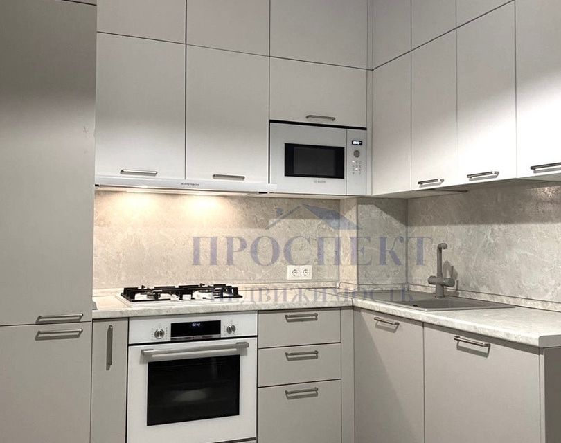 Продаётся 3-комнатная квартира, 63.7 м²