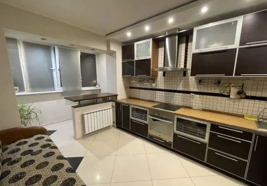 Продаётся 2-комнатная квартира, 58 м²