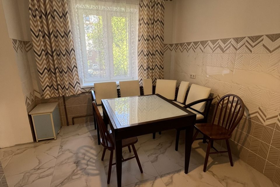 Продаётся 2-комнатная квартира, 62.8 м²