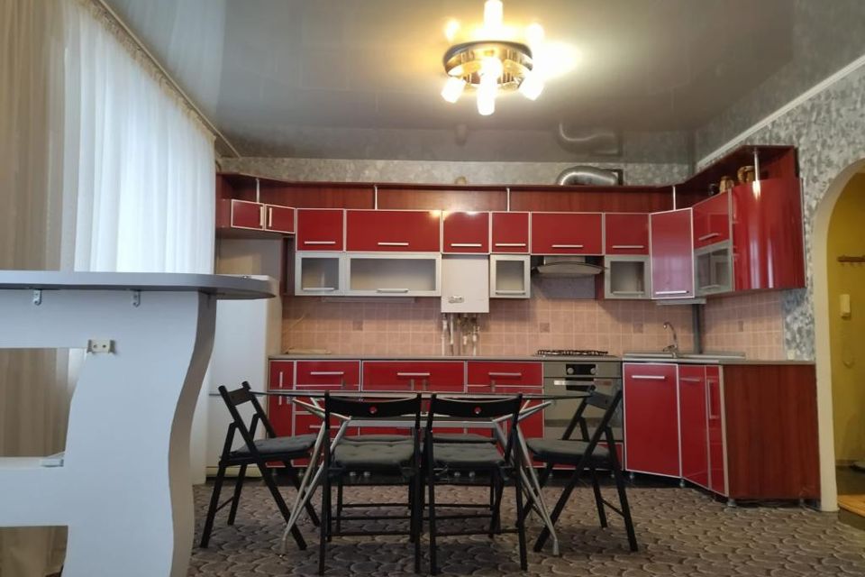 Продаётся 3-комнатная квартира, 90 м²