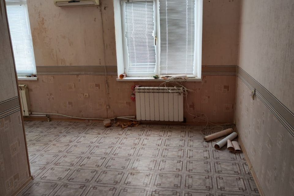 Продаётся студия, 68 м²