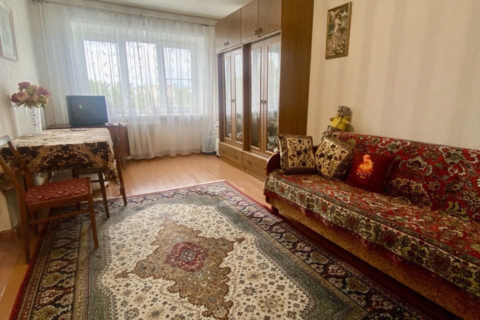 Продаётся 2-комнатная квартира, 42.8 м²