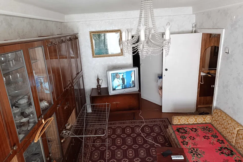Продаётся 3-комнатная квартира, 56.5 м²