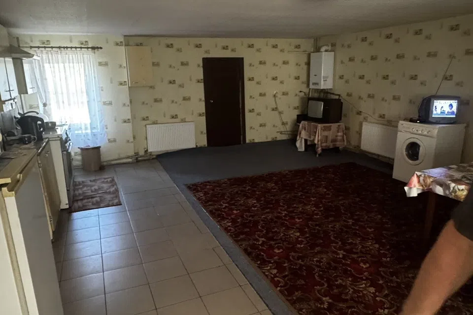 Продаётся 2-этажный дом, 160 м²