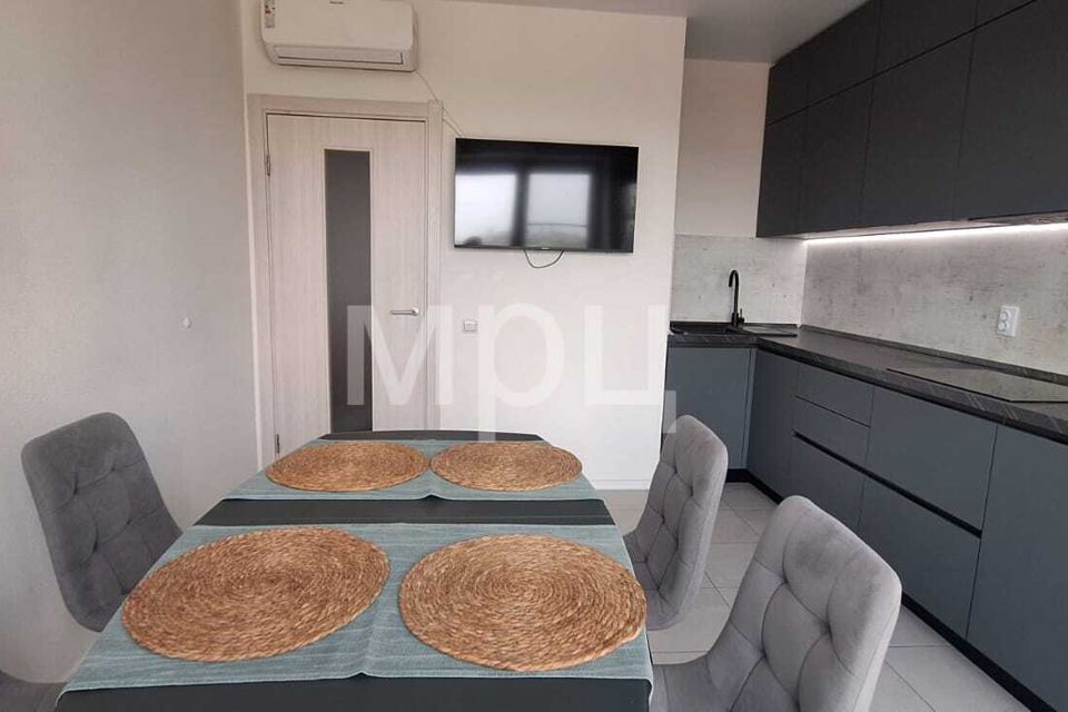 Продаётся 3-комнатная квартира, 71.7 м²