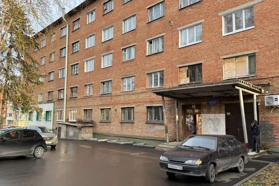 Продаётся комната в 1-комн. квартире, 13.3 м²