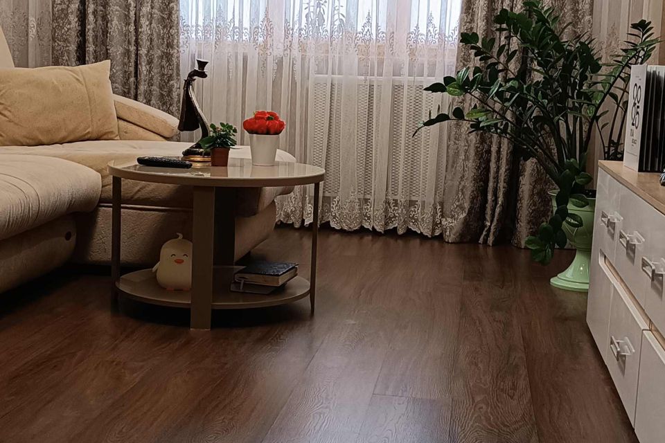 Продаётся 3-комнатная квартира, 63.5 м²