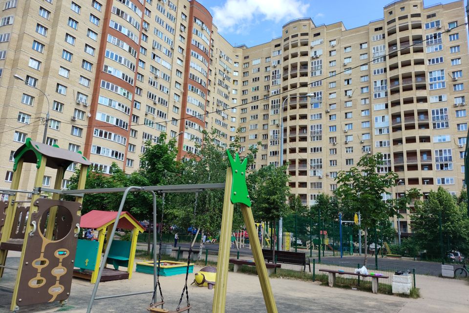 Продаётся 1-комнатная квартира, 42.9 м²