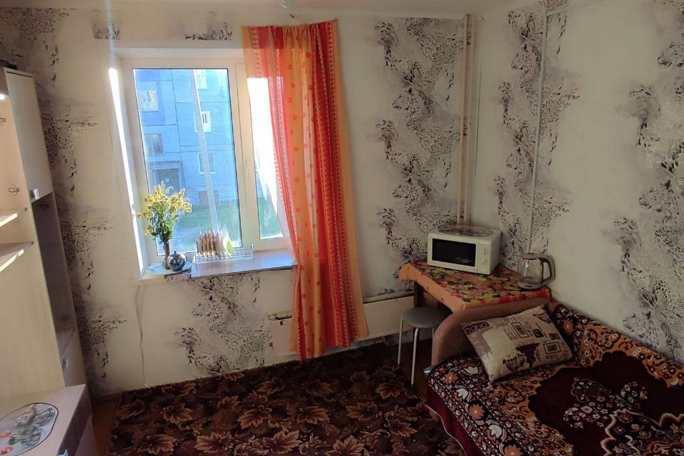 Продаётся комната в 2-комн. квартире, 13 м²