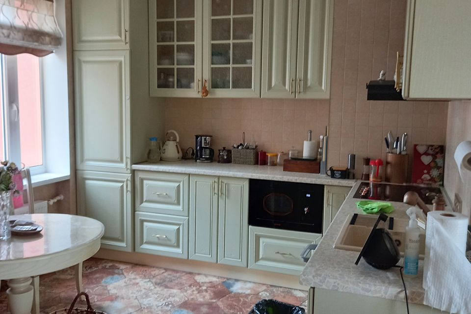 Продаётся 2-комнатная квартира, 68.9 м²