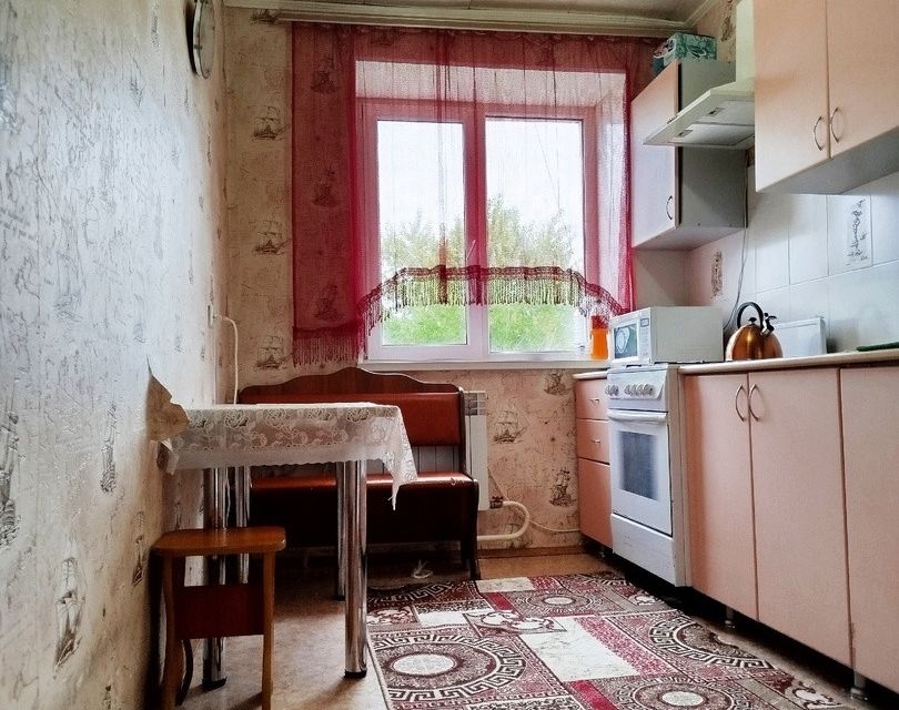 Продаётся 3-комнатная квартира, 57 м²