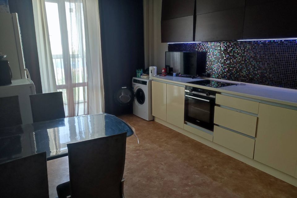 Продаётся 2-комнатная квартира, 64.9 м²