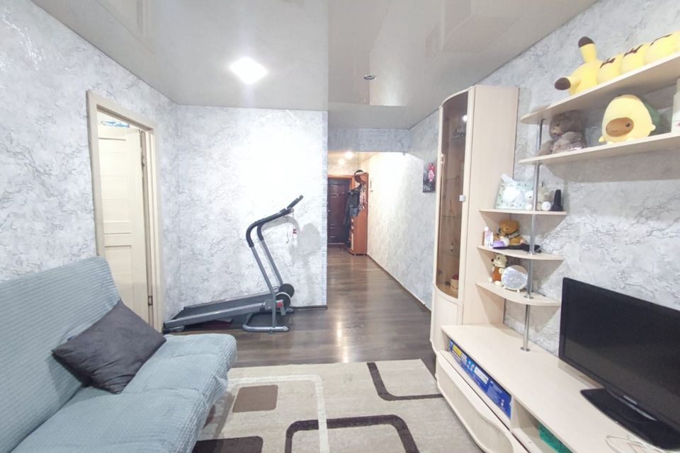 Продаётся 3-комнатная квартира, 50.4 м²
