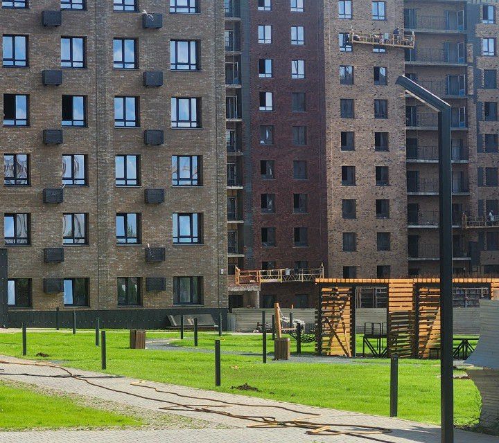Продаётся 1-комнатная квартира, 42 м²