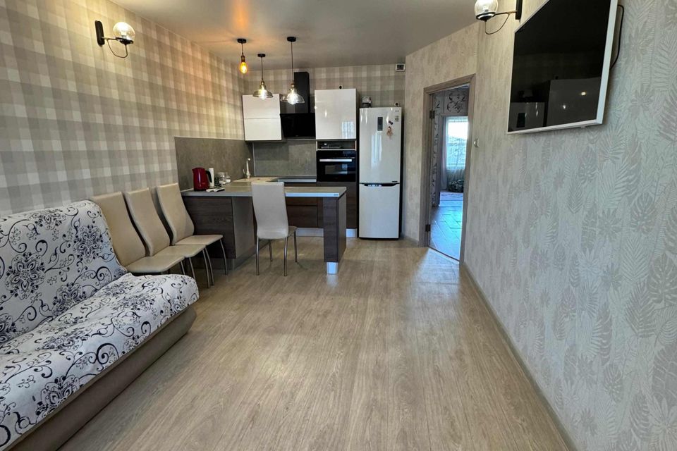 Продаётся 3-комнатная квартира, 70 м²