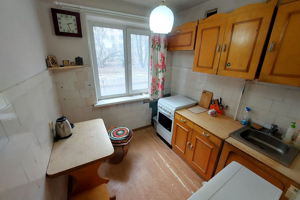 Продаётся 3-комнатная квартира, 60.7 м²