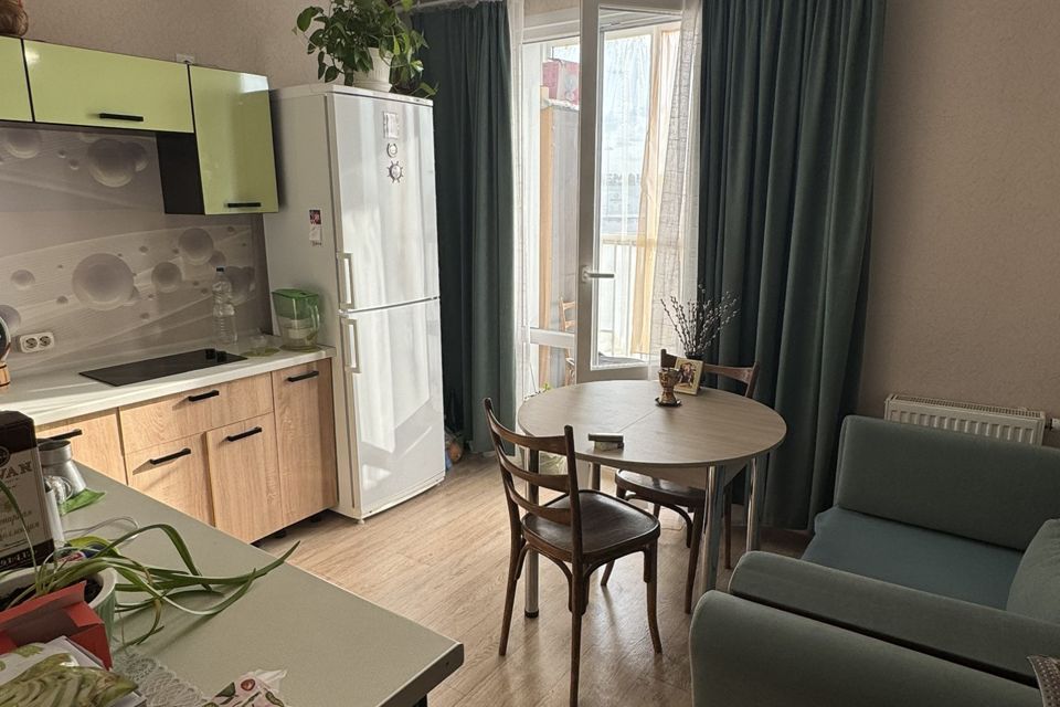 Продаётся 1-комнатная квартира, 37.4 м²