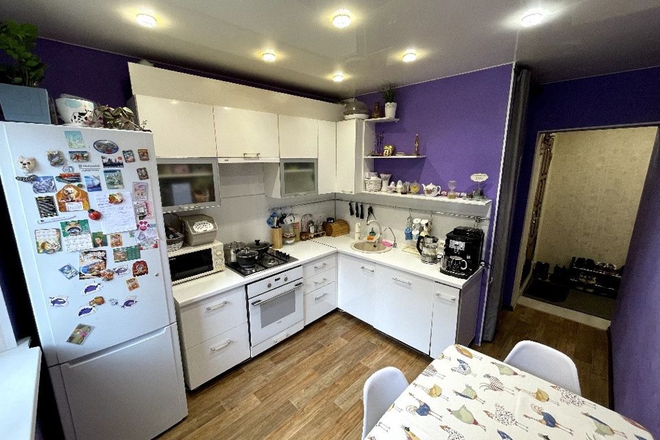 Продаётся 3-комнатная квартира, 62.4 м²