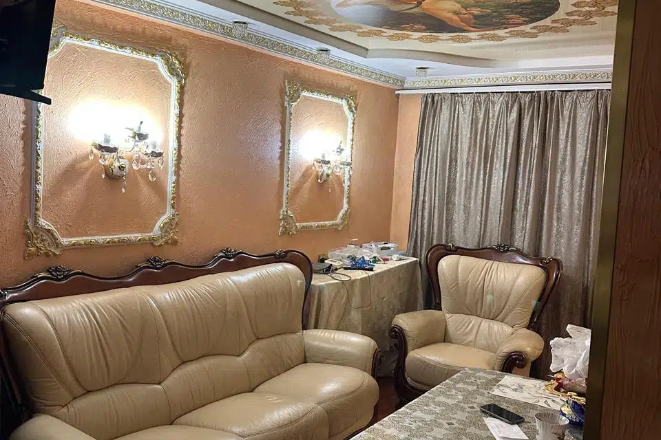 Продаётся 4-комнатная квартира, 73 м²