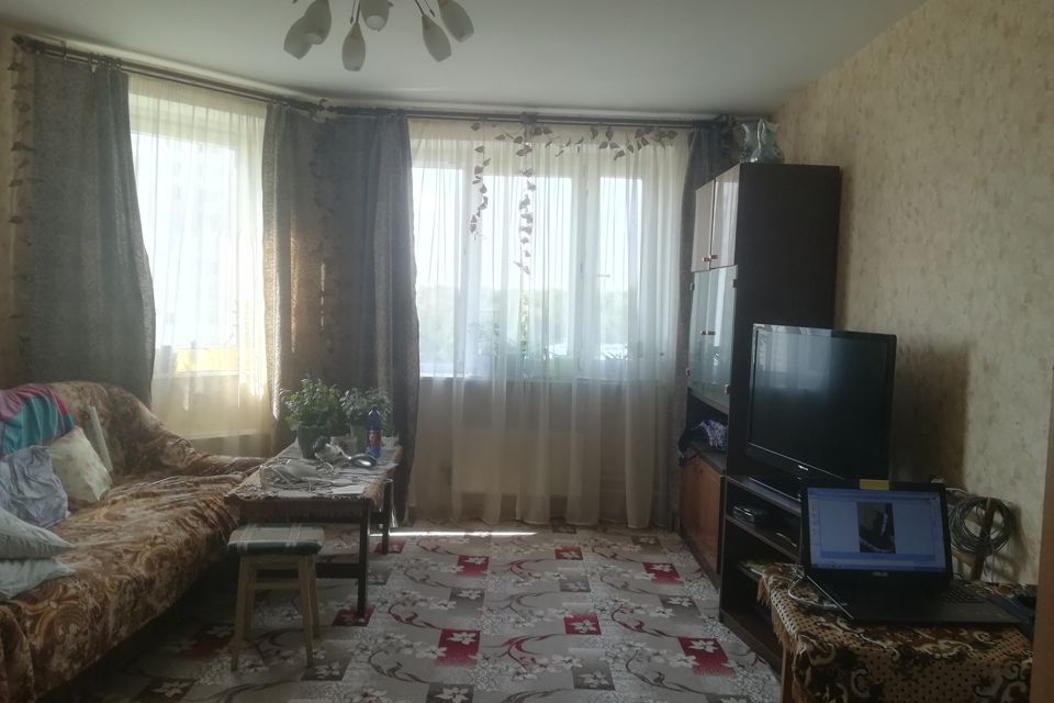 Продаётся 1-комнатная квартира, 42.2 м²