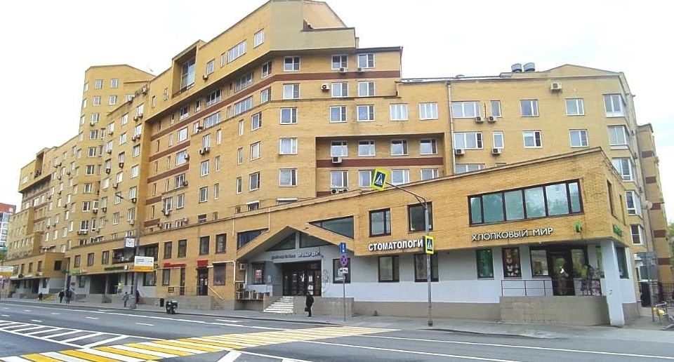 Продаётся 3-комнатная квартира, 170 м²