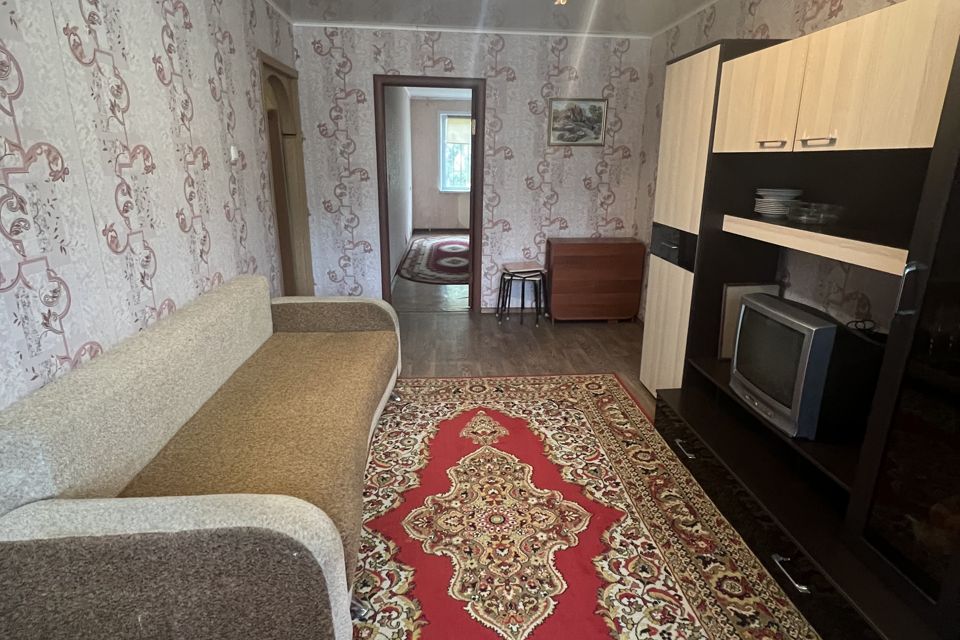 Продаётся 2-комнатная квартира, 43.8 м²