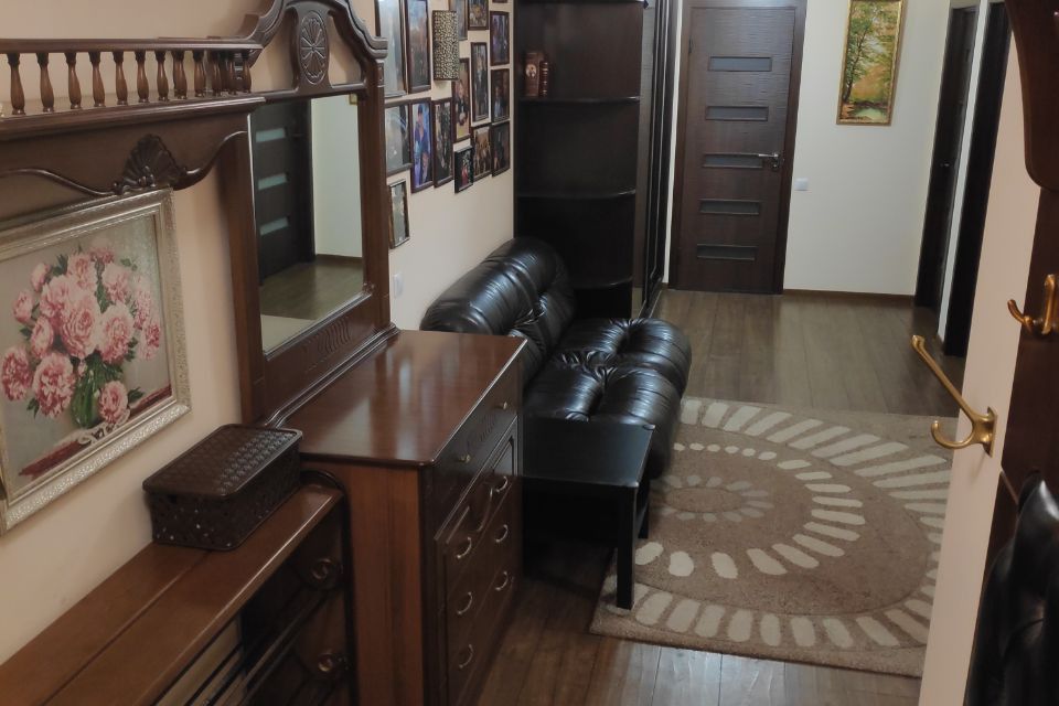 Продаётся 2-комнатная квартира, 74 м²