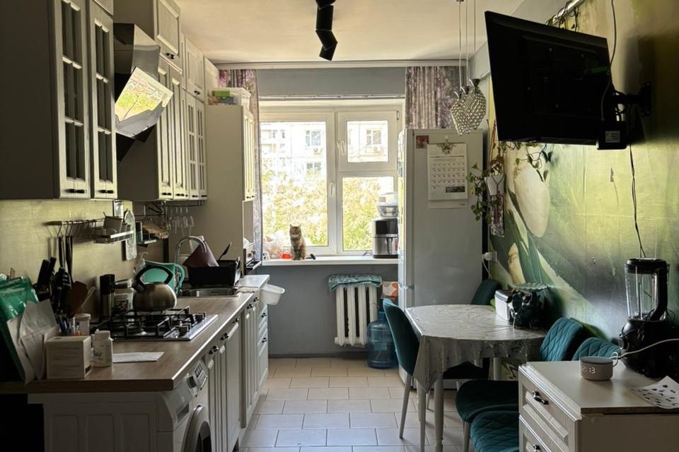 Продаётся 4-комнатная квартира, 70.2 м²
