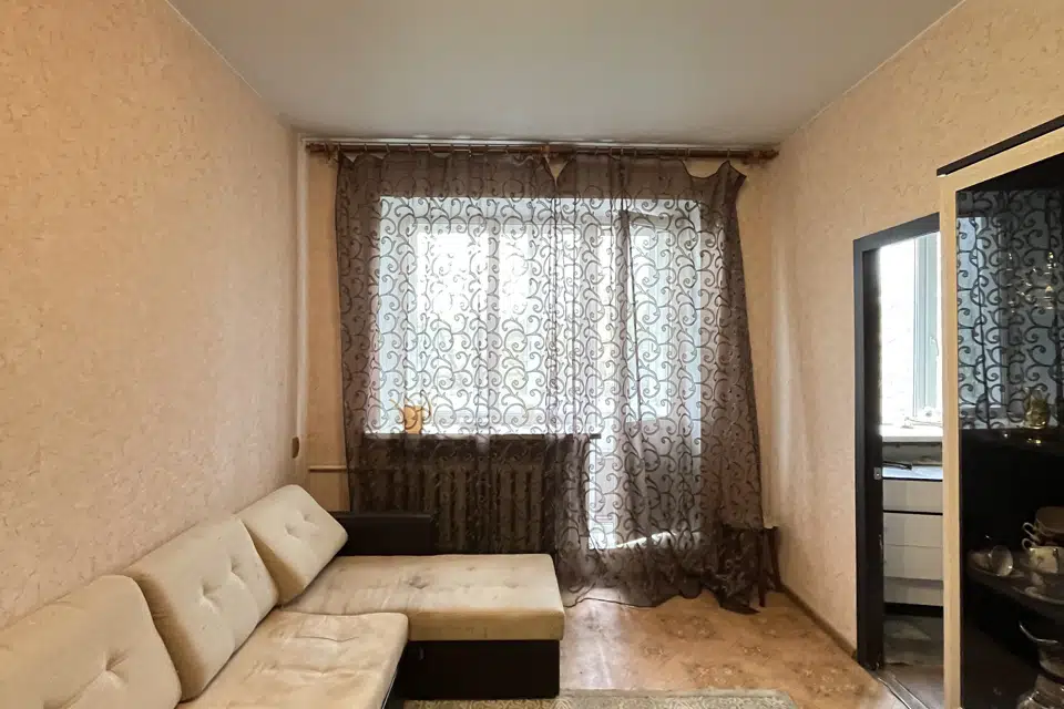 Продаётся 2-комнатная квартира, 42.4 м²