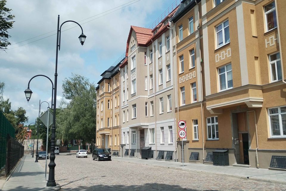 Продаётся 3-комнатная квартира, 65.9 м²