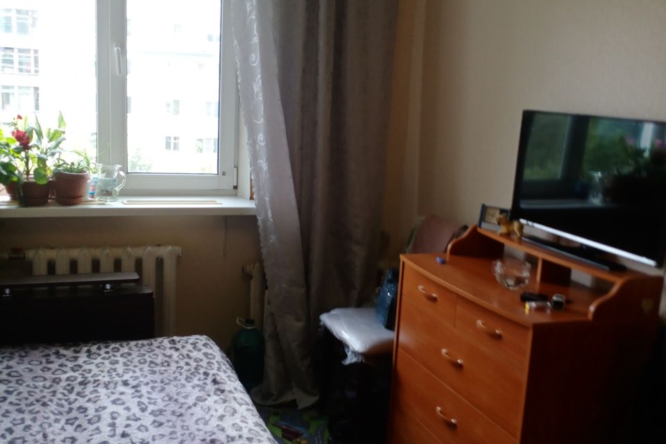 Продаётся 3-комнатная квартира, 56 м²