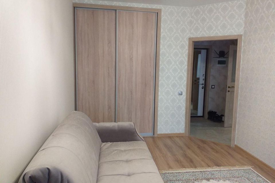 Продаётся 1-комнатная квартира, 38.8 м²