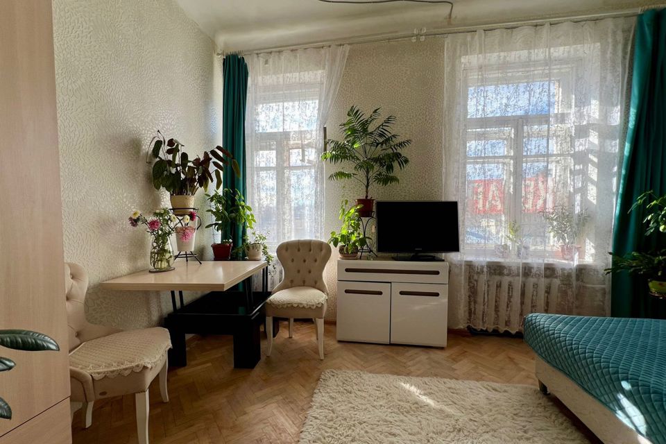 Продаётся 5-комнатная квартира, 144.1 м²