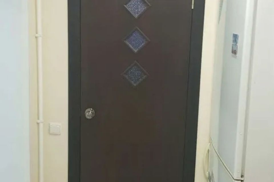Продаётся 4-комнатная квартира, 109 м²