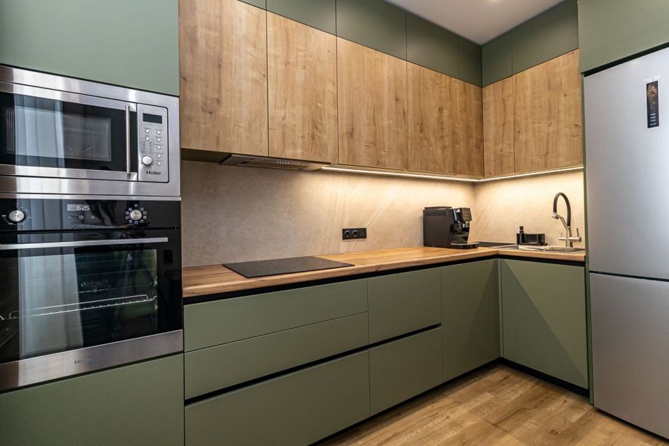 Продаётся 3-комнатная квартира, 77 м²