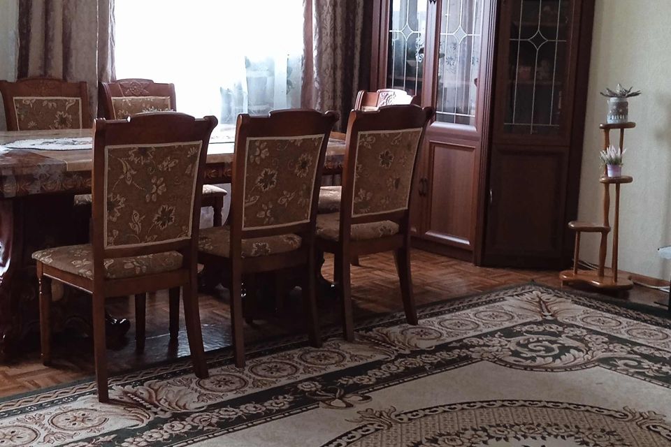 Продаётся 2-комнатная квартира, 82 м²
