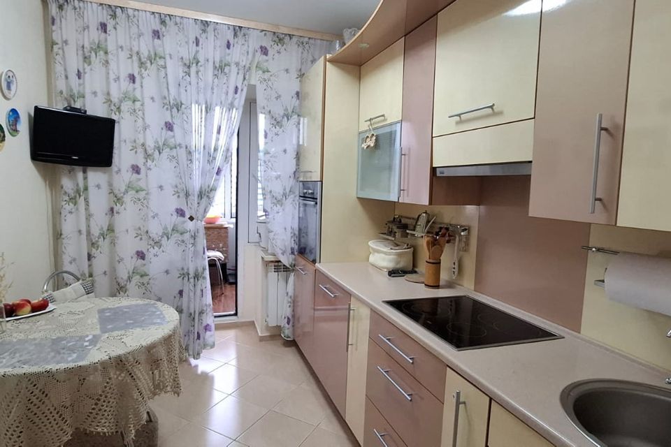 Продаётся 2-комнатная квартира, 50.8 м²