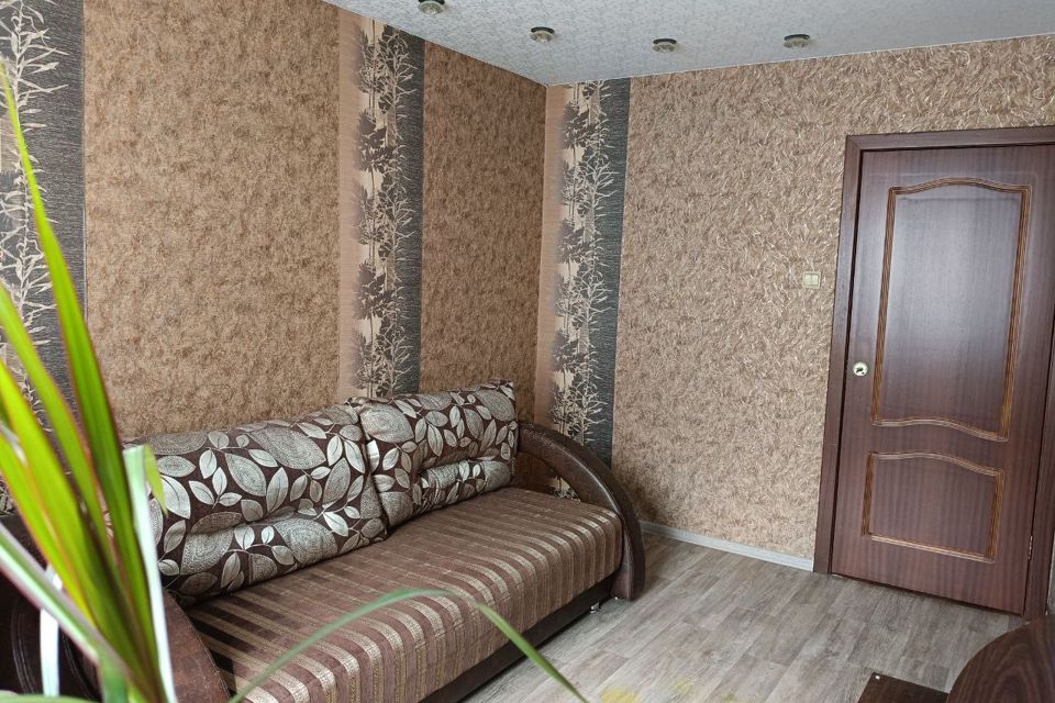 Продаётся 4-комнатная квартира, 92.6 м²