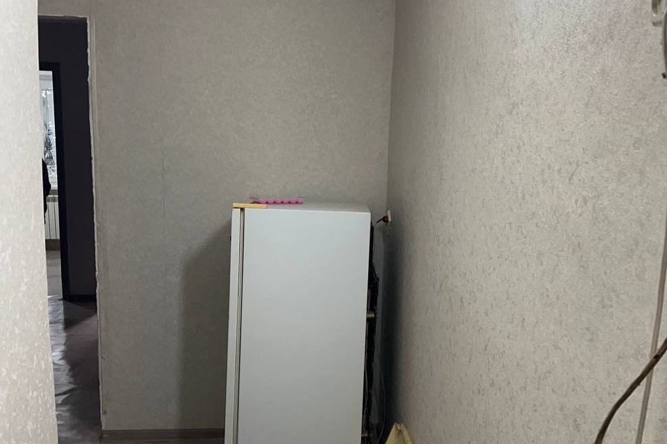 Продаётся 3-комнатная квартира, 44.9 м²