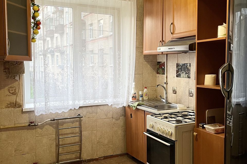 Продаётся 3-комнатная квартира, 69.8 м²