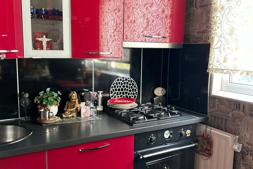 Продаётся 3-комнатная квартира, 61.5 м²