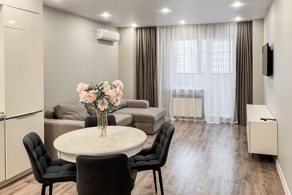 Сдаётся 2-комнатная квартира, 62 м²