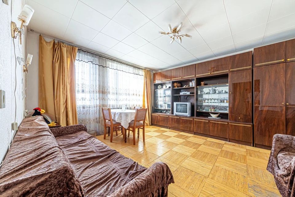 Продаётся 3-комнатная квартира, 57.1 м²