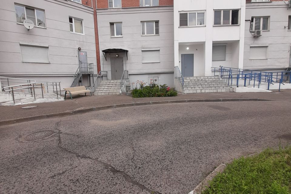 Продаётся 3-комнатная квартира, 69.8 м²