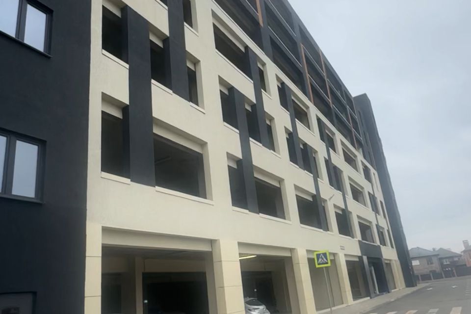 Продаётся машиноместо, 30 м²