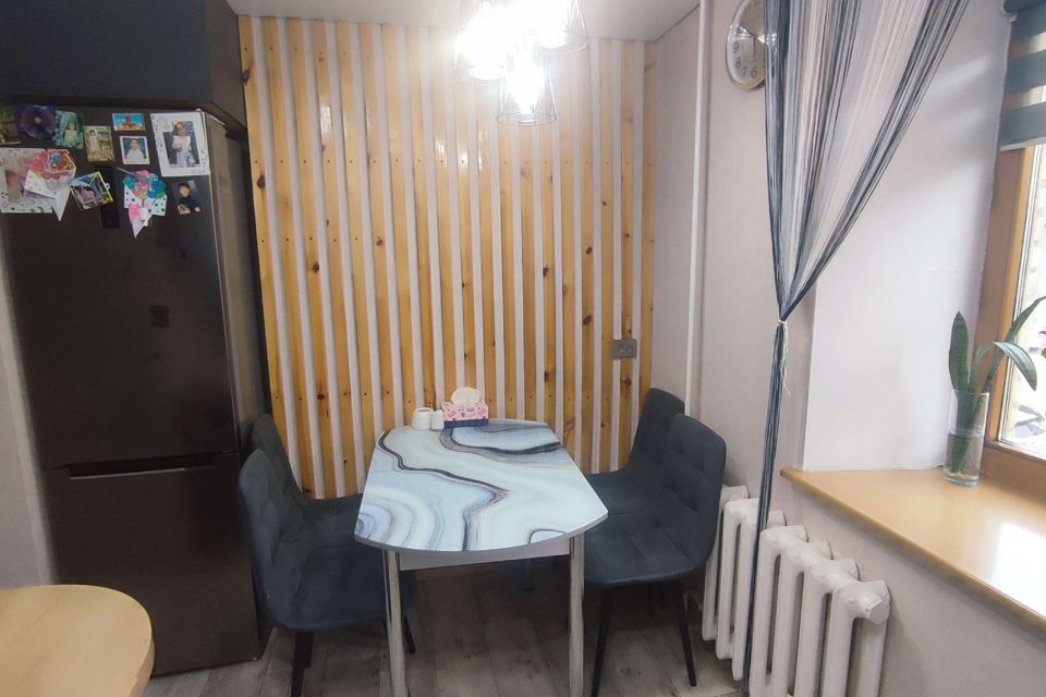 Продаётся 3-комнатная квартира, 53 м²